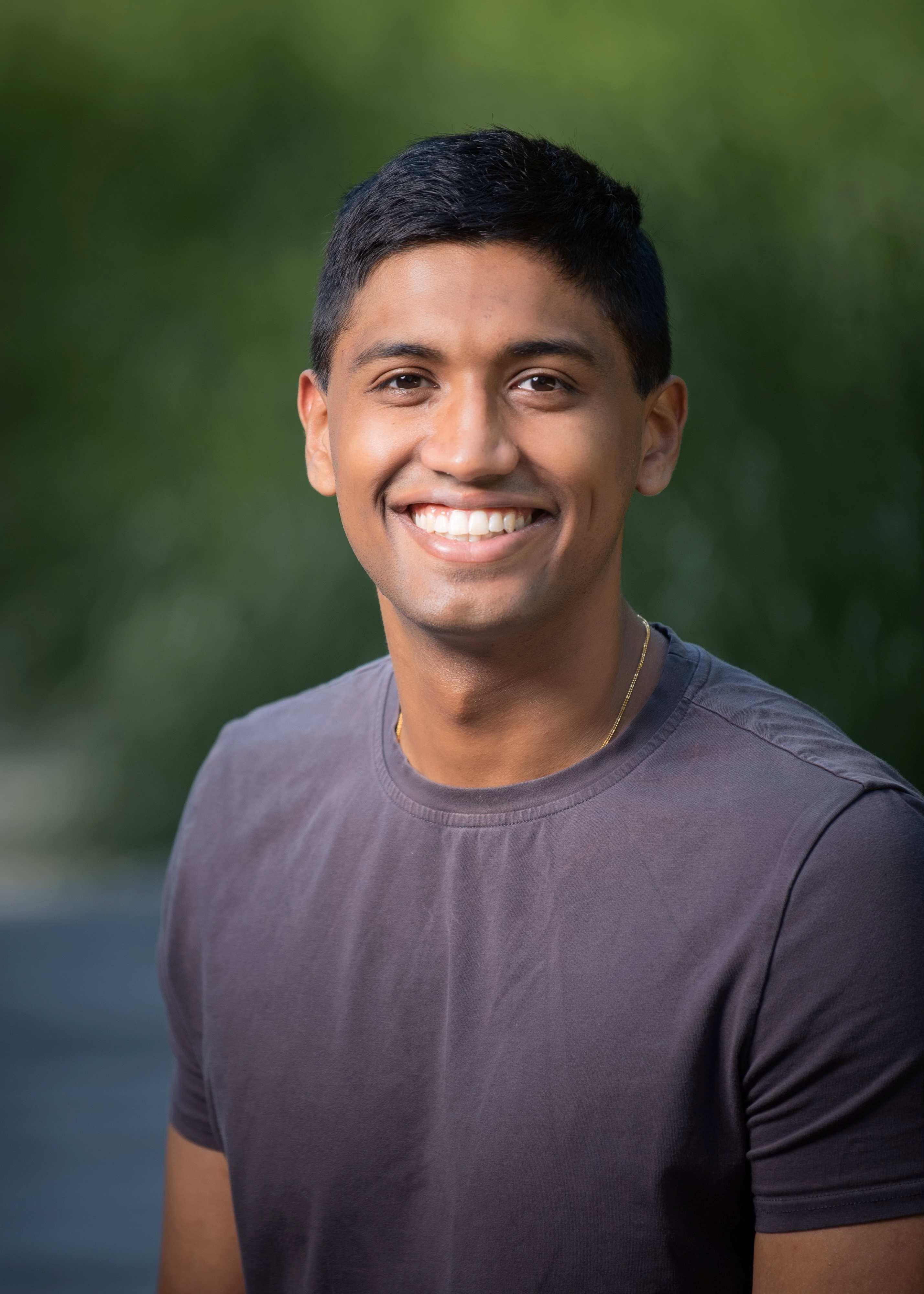 headshot of rian alam