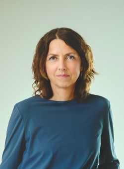 Dr. Nicole Fischer