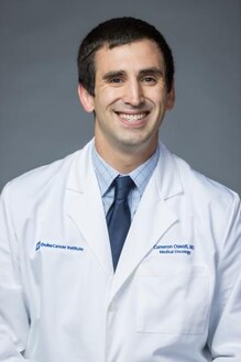 cameron oswalt headshot
